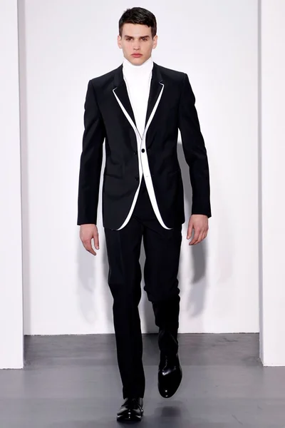 Look 36